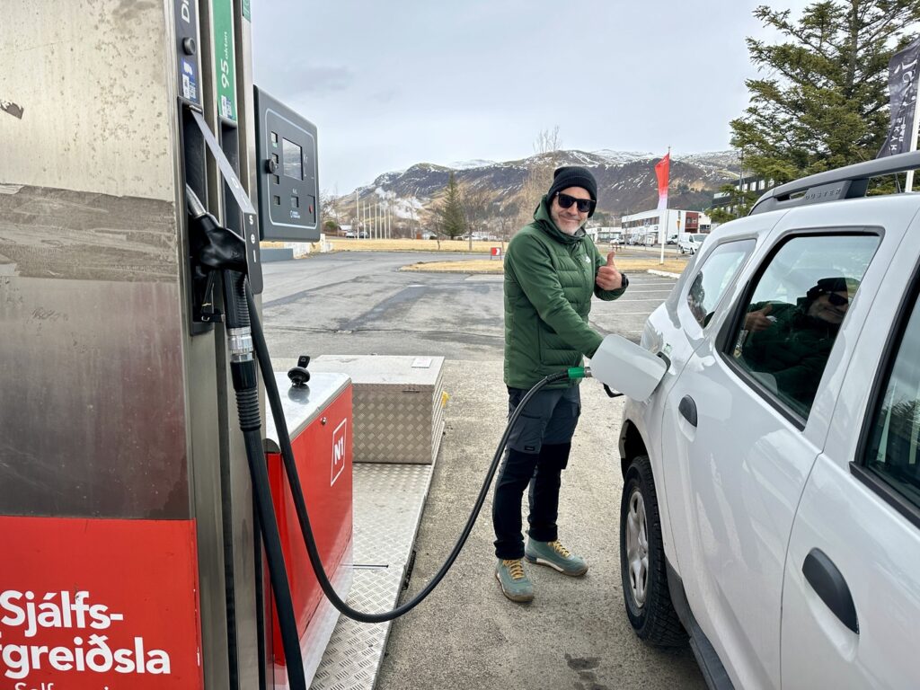 gasolineras islandia