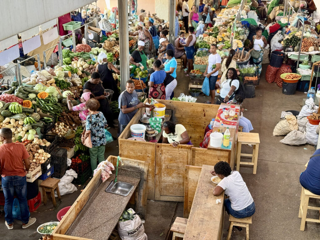 donde comer en praia cabo verde