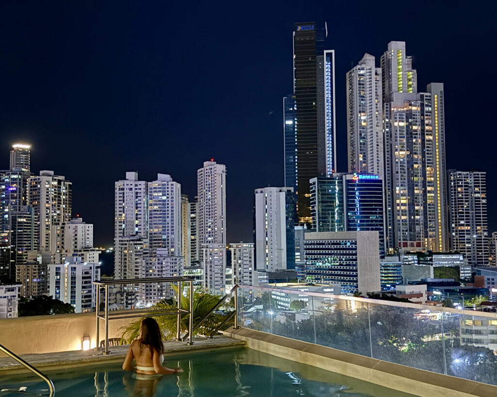 viajar a panama por libre