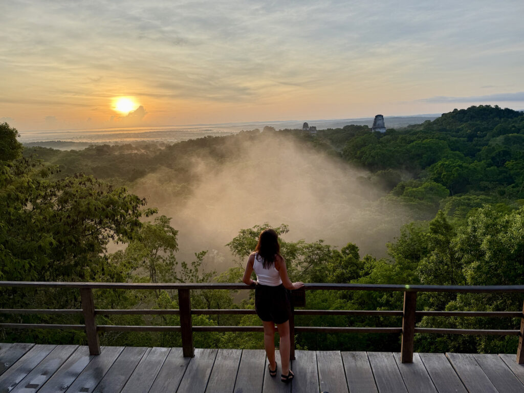 que ver en flores guatemala tikal santa elena