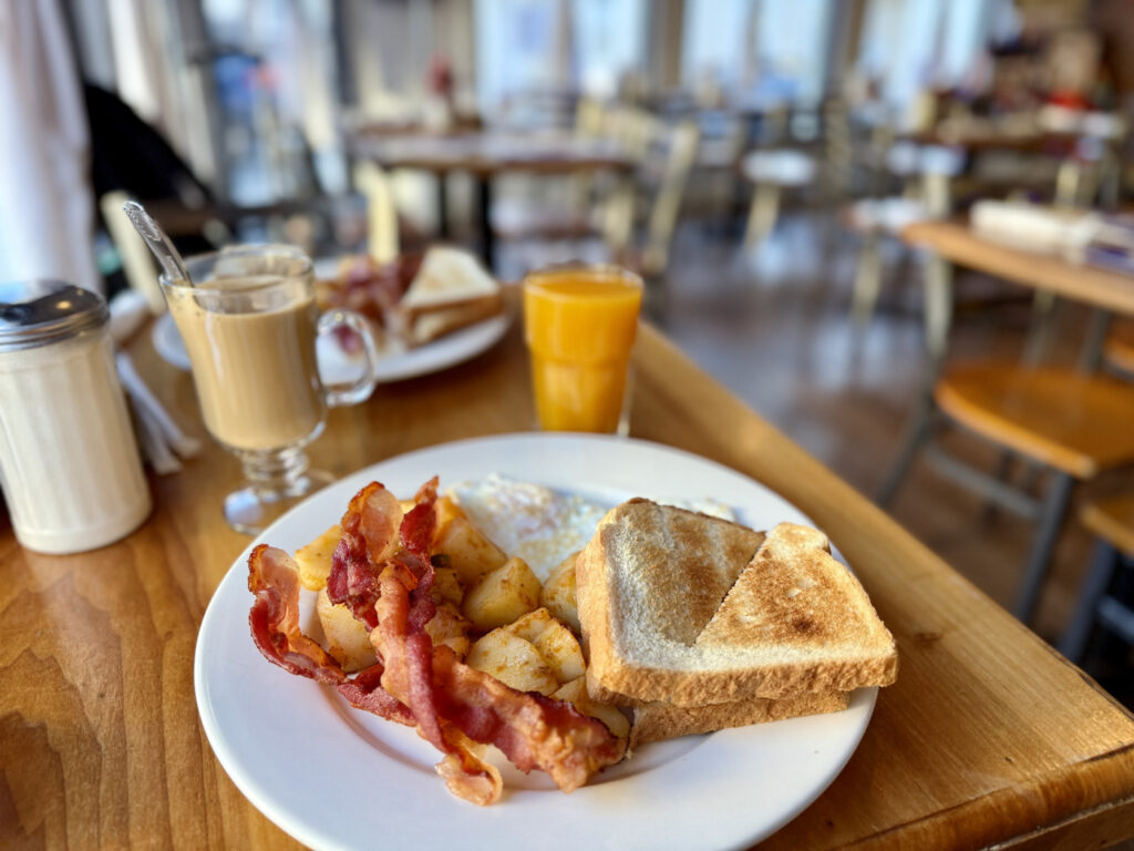 donde comer en boston bien y barato