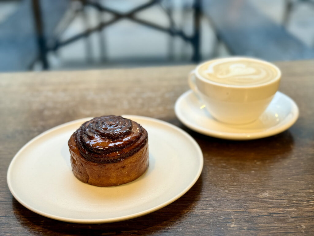 donde comer en copenhague centro bien y barato