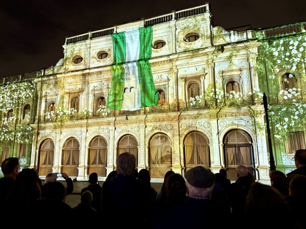 mapping ayuntamiento sevilla navidad 2025